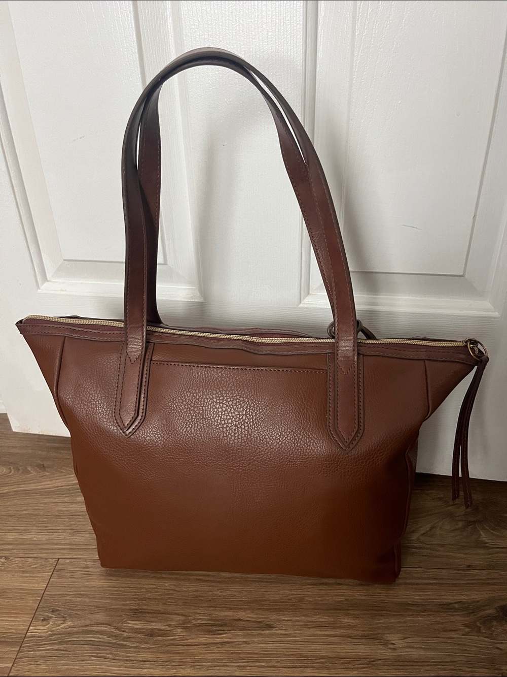 Fossil Sydney Tote in Wine Multi with Signature Key Charm - Picture 2 of 10
